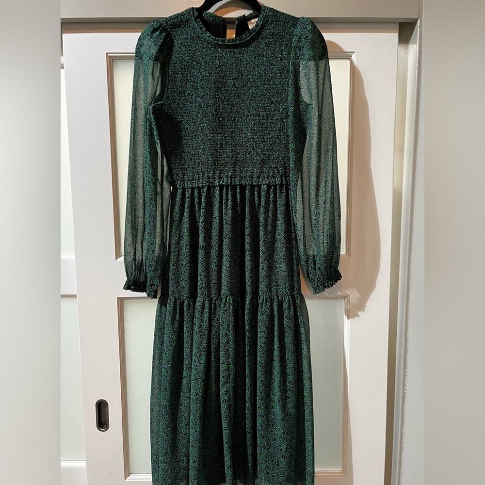 Aritzia Wilfred Green floral long sleeve dress